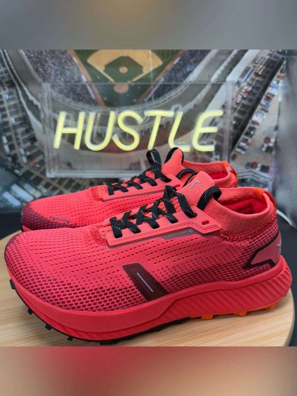 Flux Footwear Adapt Trail Runner Solar Red Knit Shoes Women’s 7/ Men’s 5.5